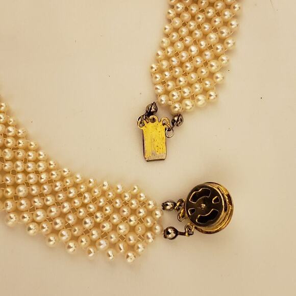 Netted Faux Baby Pearl Necklace/Choker - Picture 6 of 6